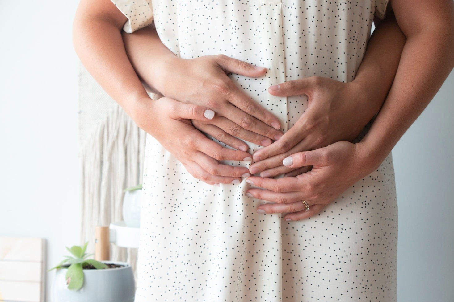 Doula vs. Pôrodna asistentka: Aký je rozdiel?